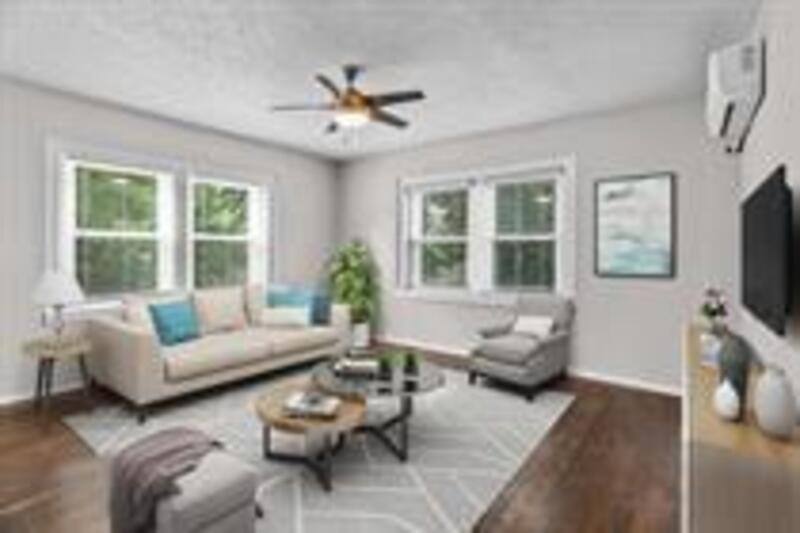 Apartment for rent at 4104 Warwick Blvd, Kansas City, MO 64111