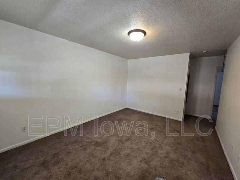 Apartment for rent at 701 E Pennington St #F241, West Burlington, IA 52655