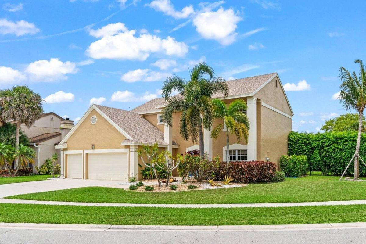 House for rent at 22145 Appleton Dr, Boca Raton, FL 33428