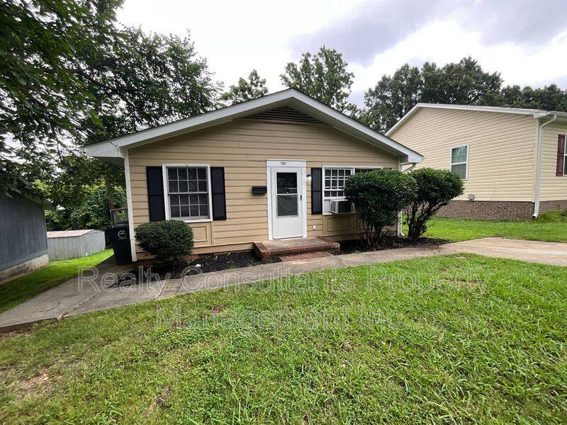 House for rent at 1001 S Josephine Boyd St, Greensboro, NC 27403