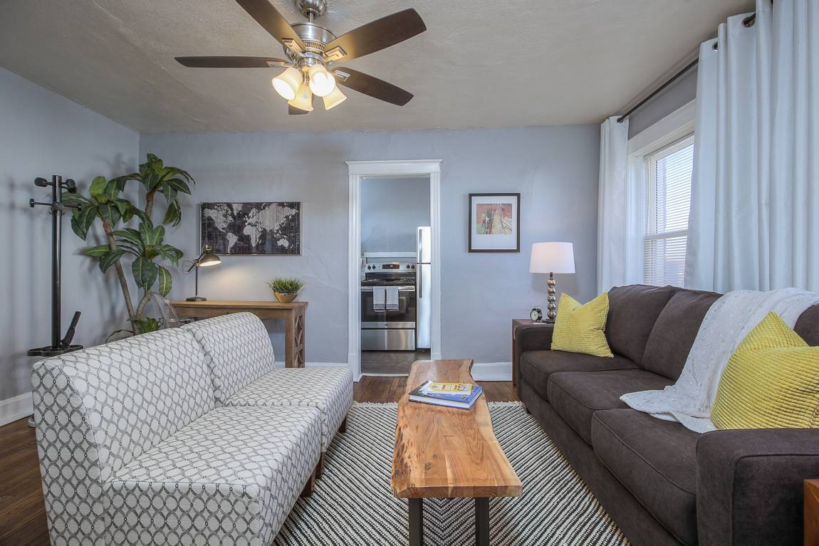 Apartment for rent at 3721 Broadway Blvd #13, Kansas City, MO 64111