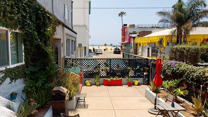 Apartment for rent at 14 Wavecrest Ave #10, Venice, CA 90291