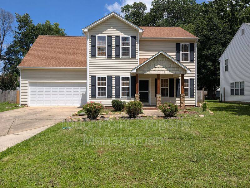 House for rent at 9935 Redbud Tree Court, Charlotte, NC 28273