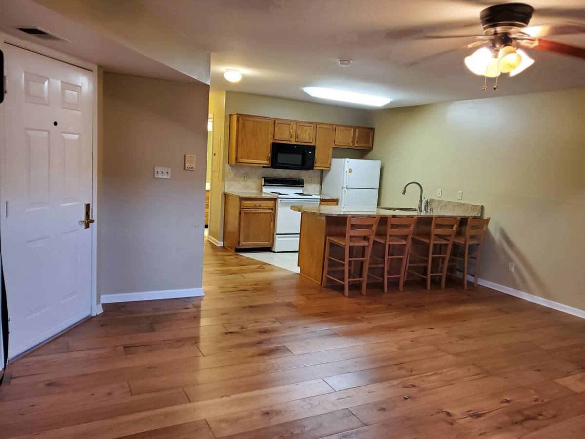 Condo for rent at 2726 Hollywood Terrace, Louisville, KY 40206