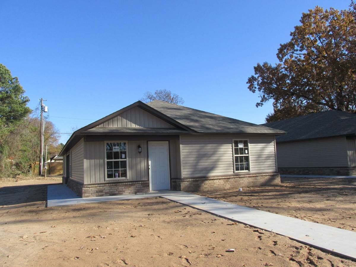 Apartment for rent at 3312-3326 N 27th, Fort Smith, AR 72901
