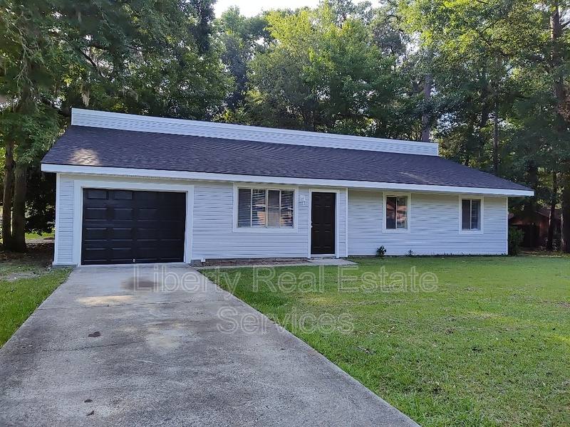 House for rent at 304 Simpson St, Hinesville, GA 31313