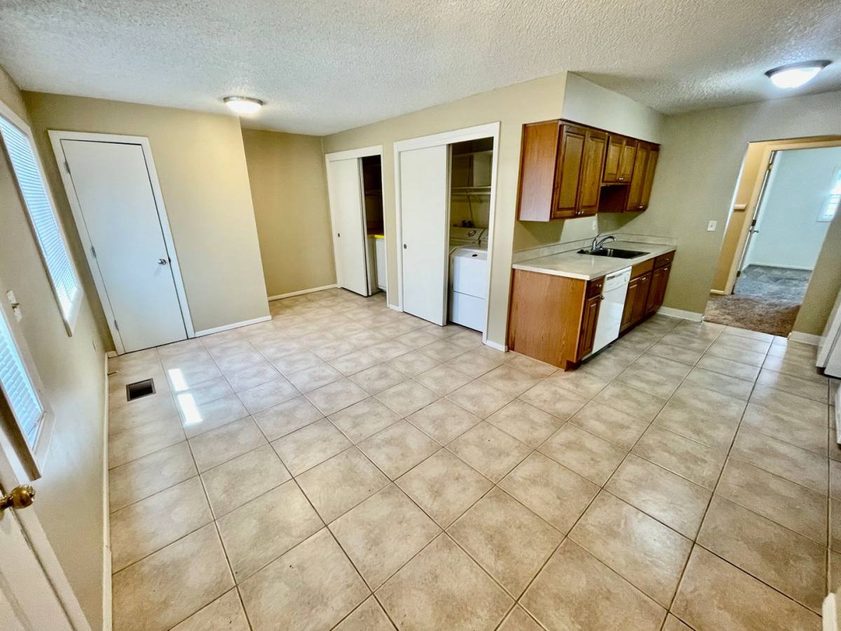 Apartment for rent at 3139-3143 SE 26th Ave, Portland, OR 97202