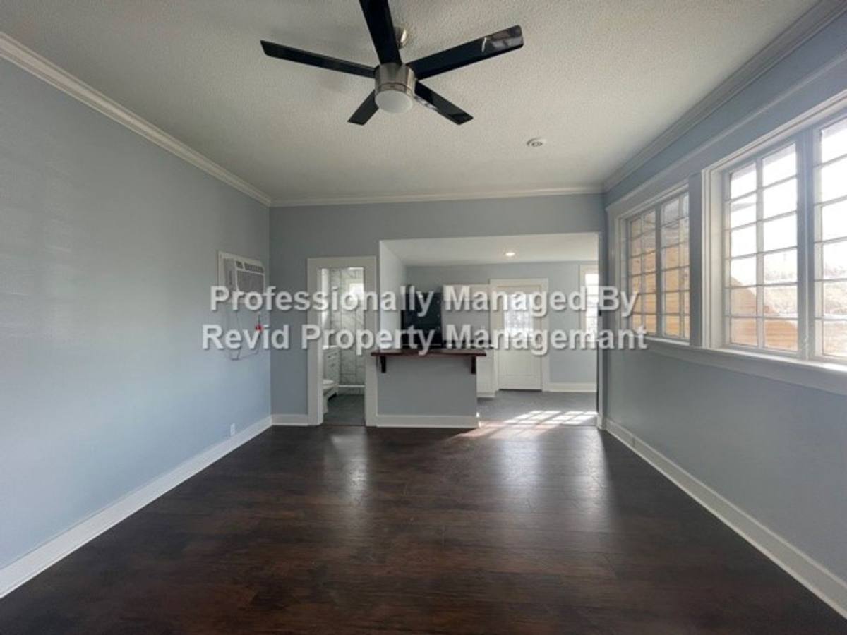 Apartment for rent at 56 N Willett St, Memphis, TN 38104