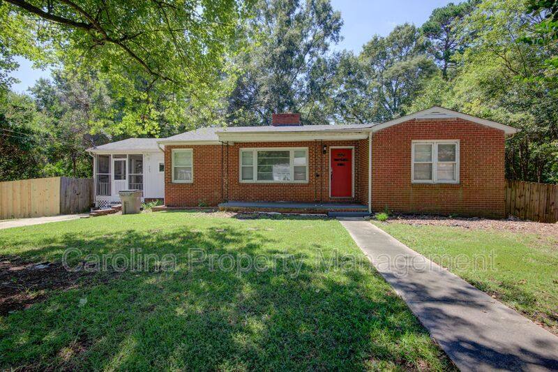 House for rent at 607 W 19th Ave, Gastonia, NC 28052