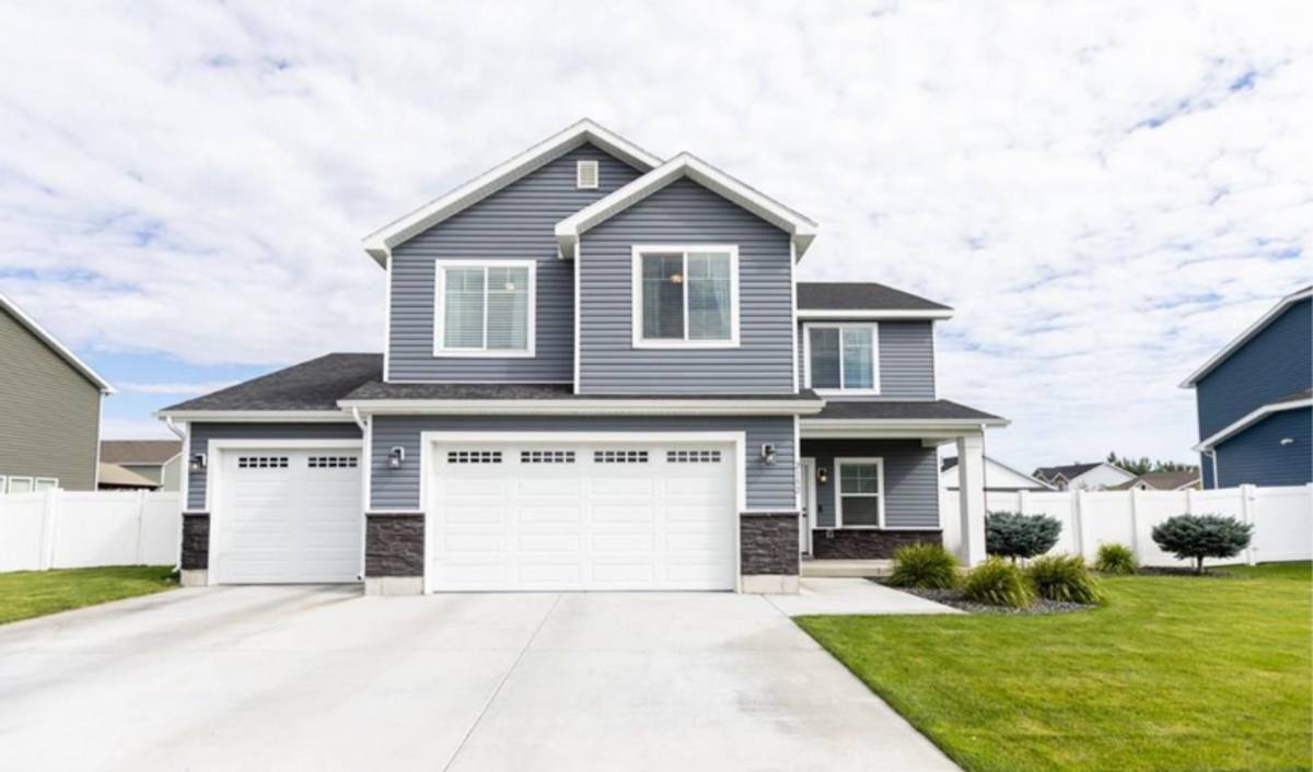 House for rent at 2152 S Summerfield Lane, Rexburg, ID 83440
