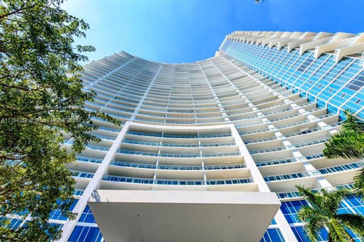 Apartment for rent at 2020 N Bayshore Dr, Miami, FL 33137