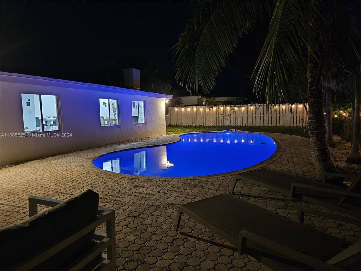 House for rent at 2784 NE 30th St, Pompano Beach, FL 33064