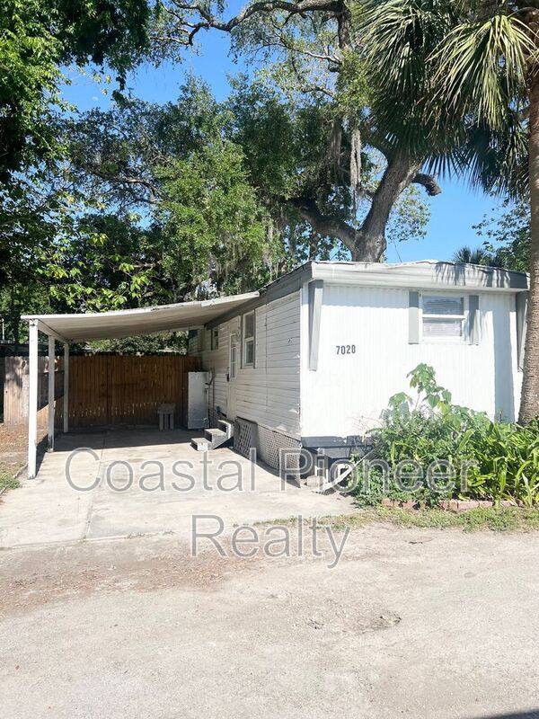 House for rent at 7020 Washington St, New Port Richey, FL 34652