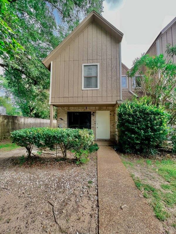 Townhouse for rent at 17 Falcon Ridge Lane, Fort Walton Beach, FL 32547