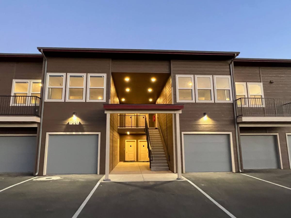 Apartment for rent at 1261-1271-1291 Crestmore Loop, Gardnerville, NV 89410