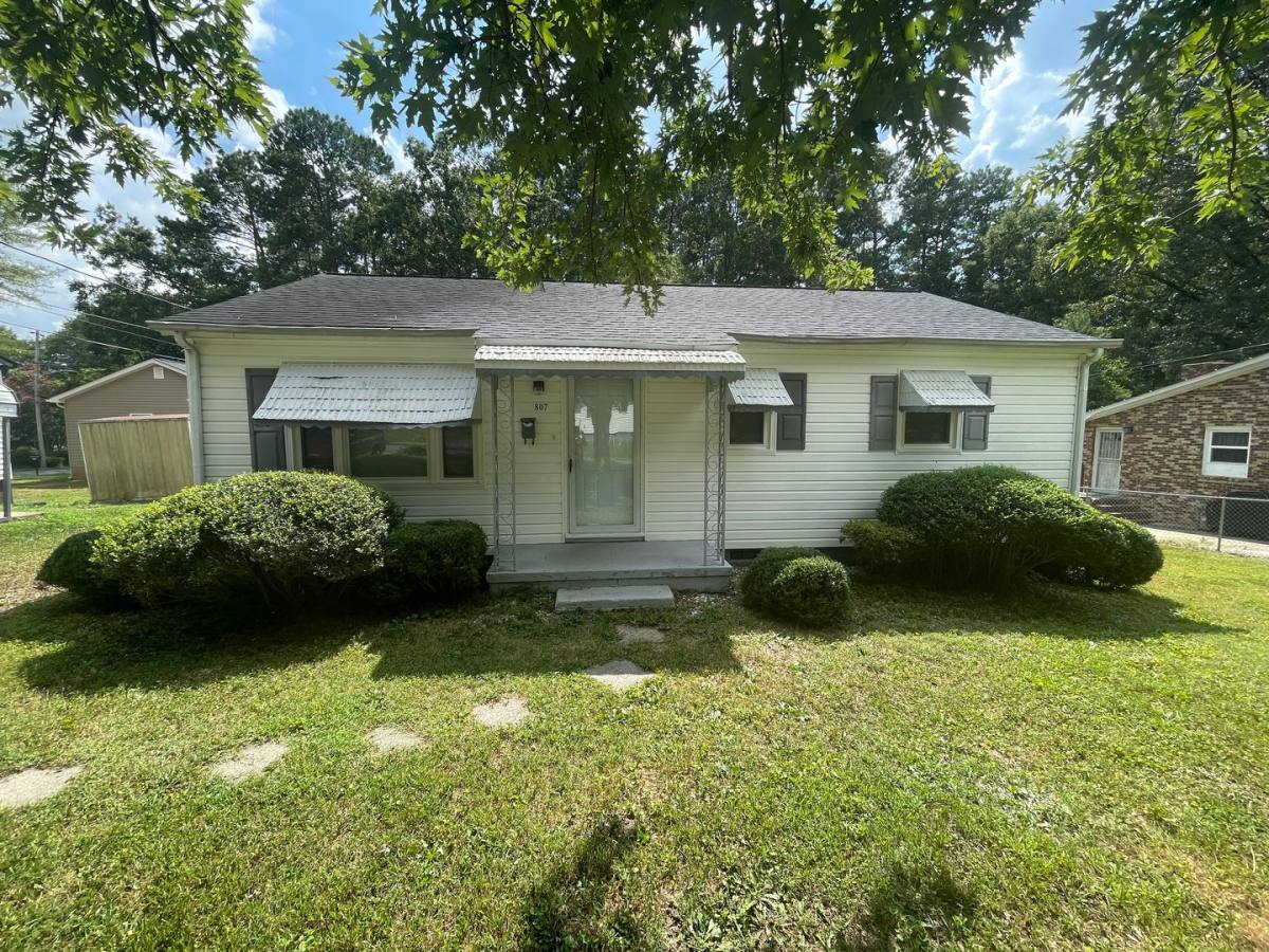 House for rent at 807 Memory Lane, Gastonia, NC 28052