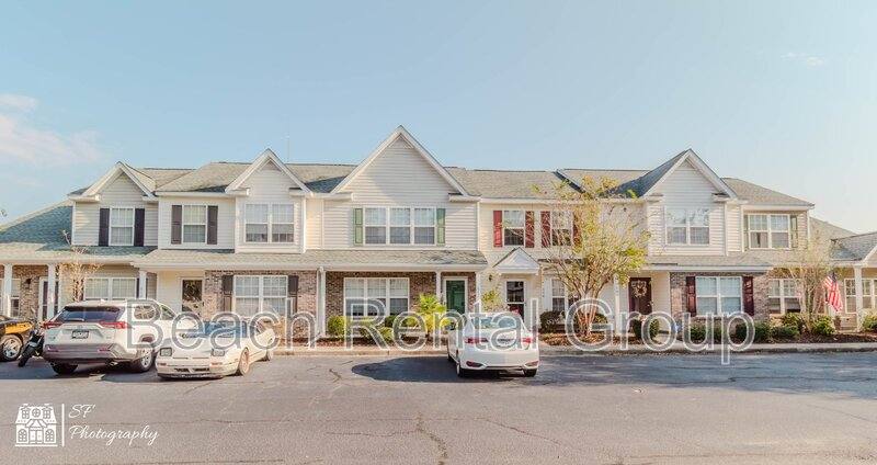 Townhouse for rent at 612 Wilshire Lane, Murrells Inlet, SC 29576