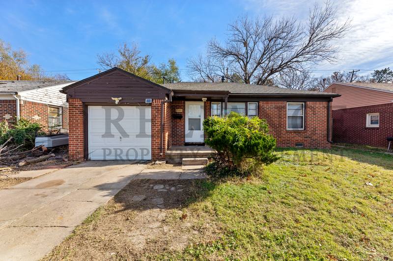 House for rent at 1780 N Old Manor Rd, Wichita, KS 67208