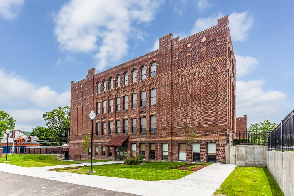 Apartment for rent at 11 W Third St, Corning, NY 14830
