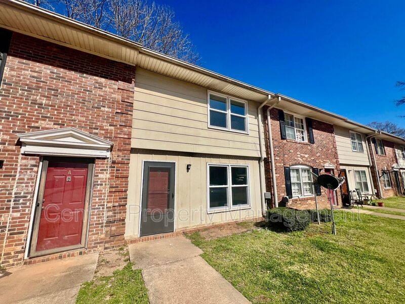 Townhouse for rent at 6526 White Horse Rd #6B, Greenville, SC 29611