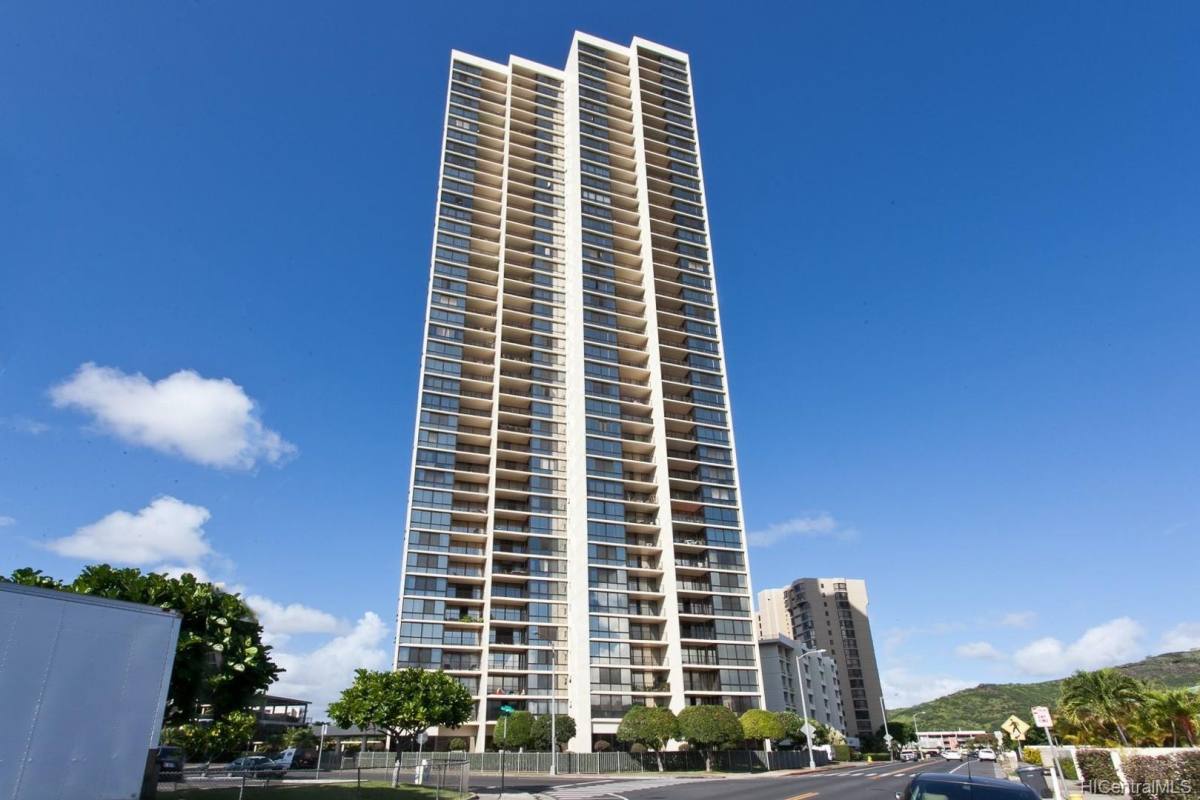 House for rent at 990 Ala Nanala St, Honolulu, HI 96818