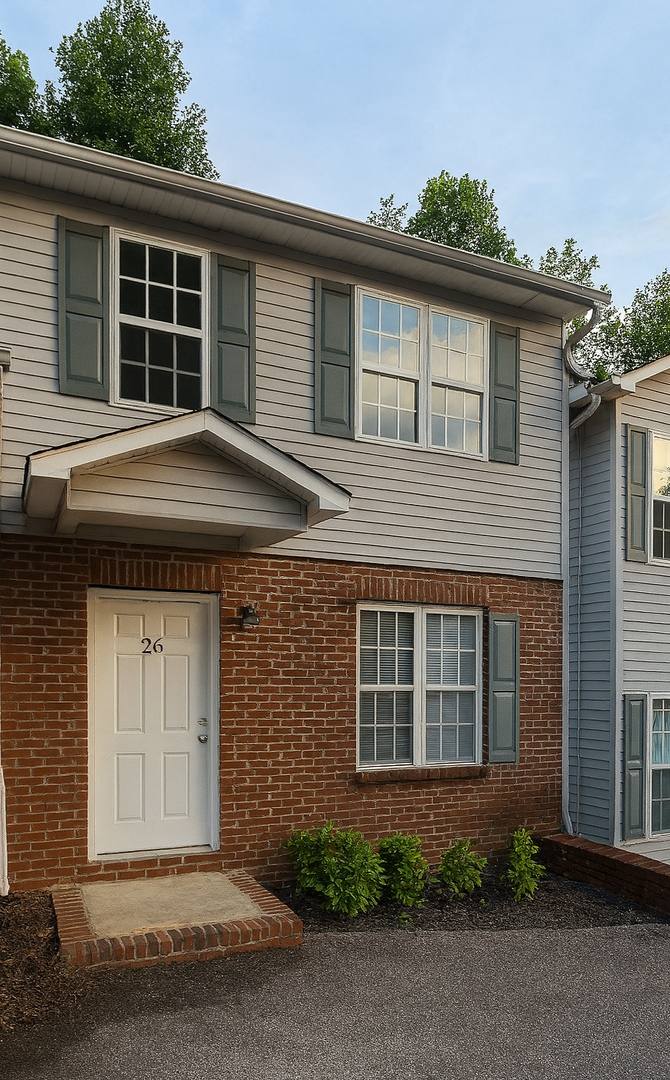 Townhouse for rent at 504 Ridgeview Circle, Bluff City, TN 37618