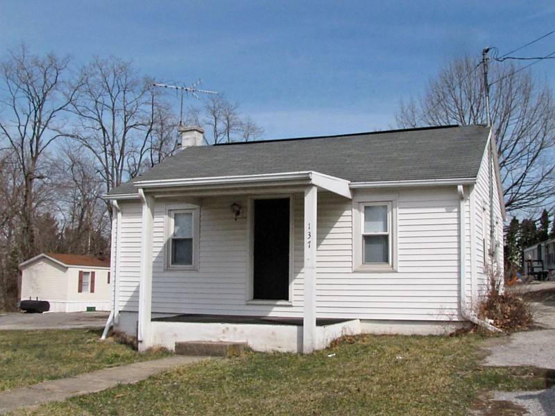 House for rent at 137 N Pear Ave, Manchester, PA 17345