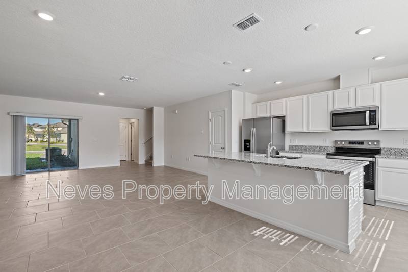 Townhouse for rent at 17081 Water Spring Blvd, Winter Garden, FL 34787
