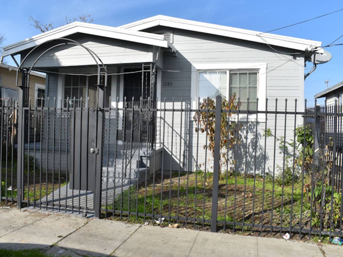 House for rent at 1285 77th Ave, Oakland, CA 94621