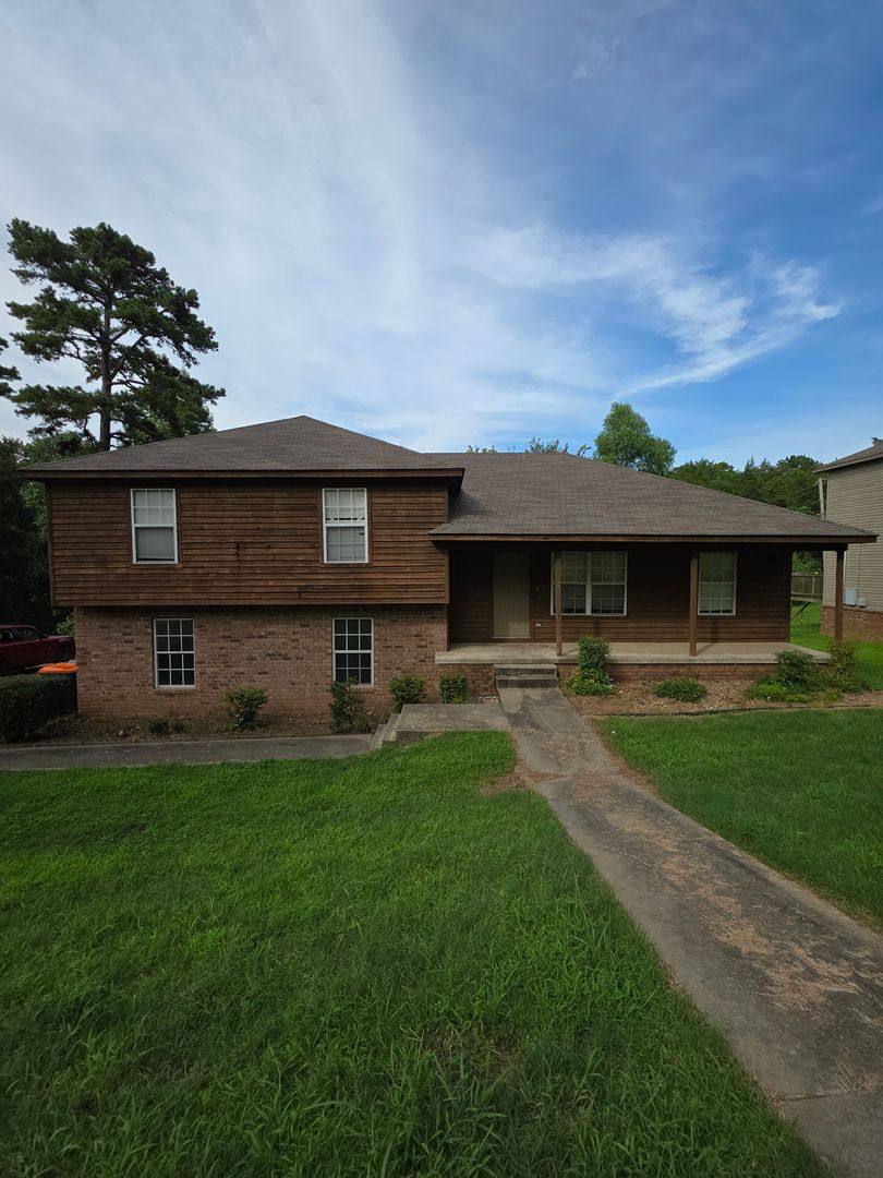 House for rent at 611 Preston Dr, Russellville, AR 72802