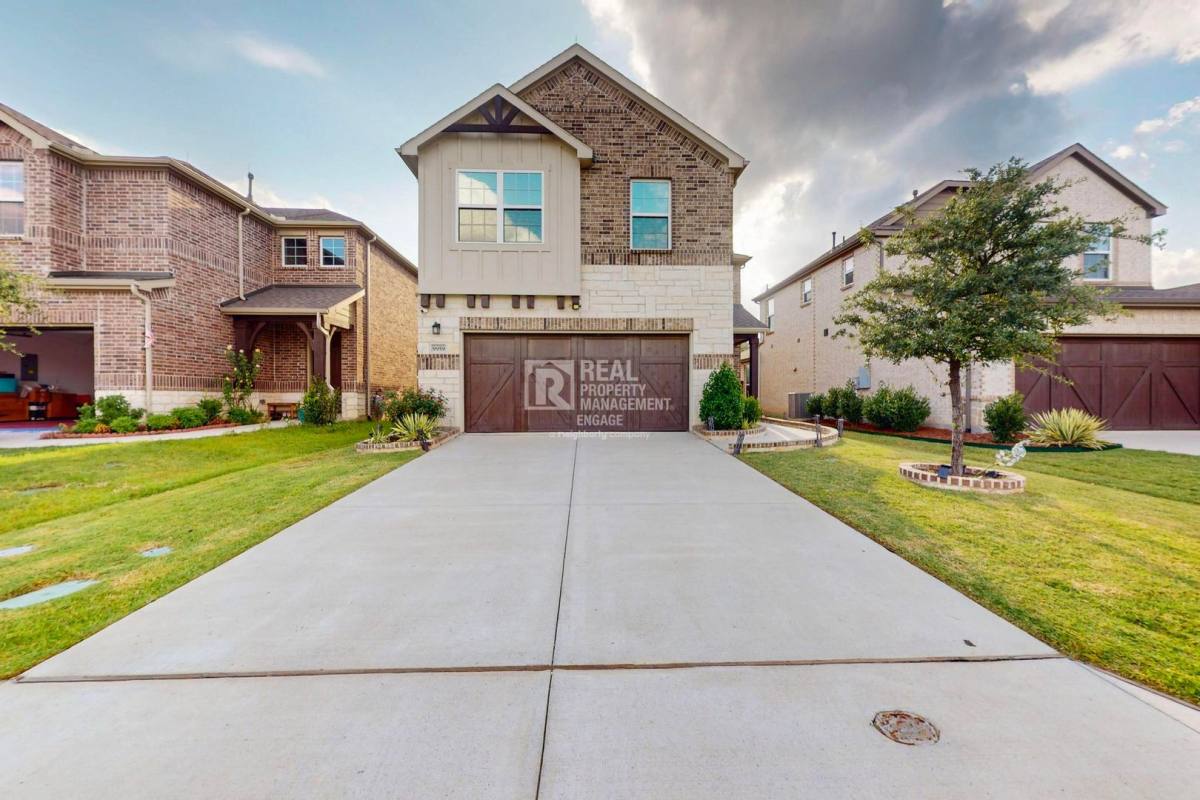 House for rent at 9959 Bates St, Irving, TX 75063