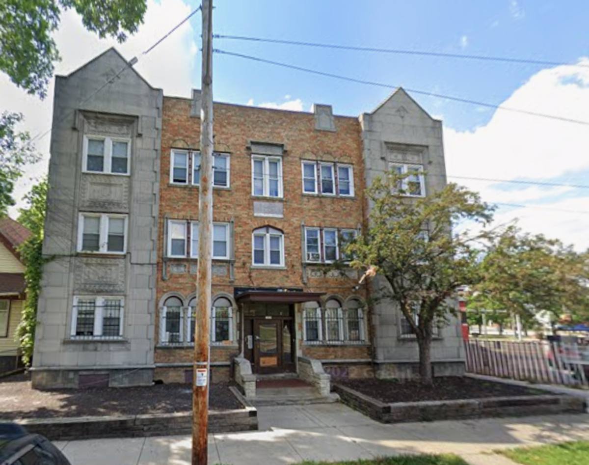 Apartment for rent at 3959 N 19th Place, Milwaukee, WI 53206