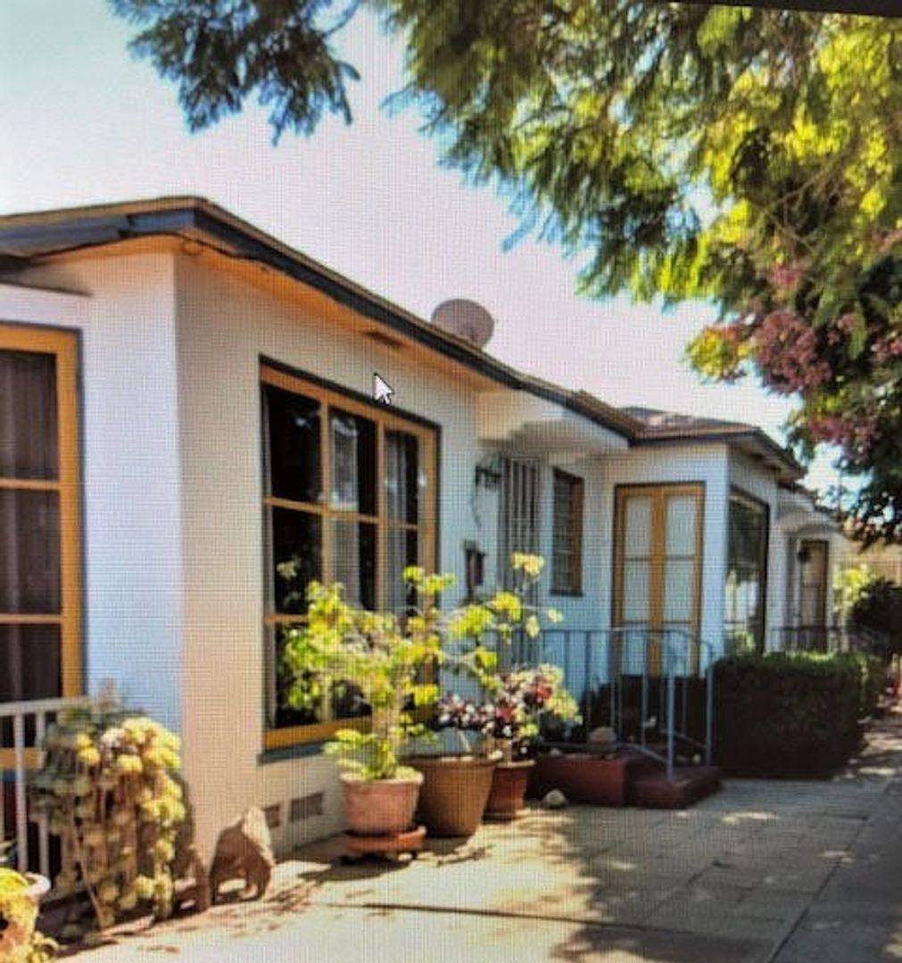 Apartment for rent at 2741-47 C St, San Diego, CA 92102