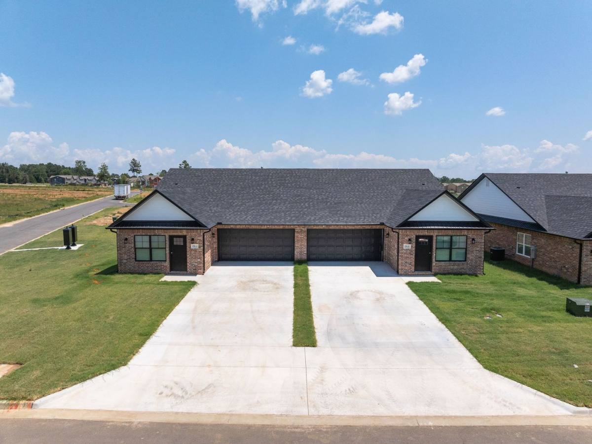 House for rent at 8717 Cantera Dr #B, Fort Smith, AR 72916