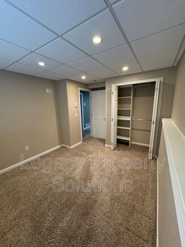 House for rent at 3721 48th St NW, Mandan, ND 58554
