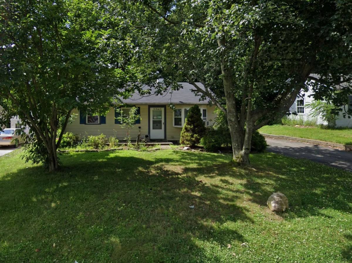 House for rent at 222 Malone Rd, Mansfield, OH 44907