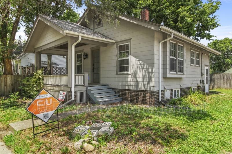 House for rent at 404 E Illinois St, Urbana, IL 61801