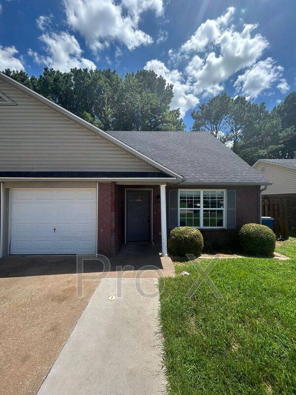 Apartment for rent at 3305 SW Victoria Place #2, Bentonville, AR 72712