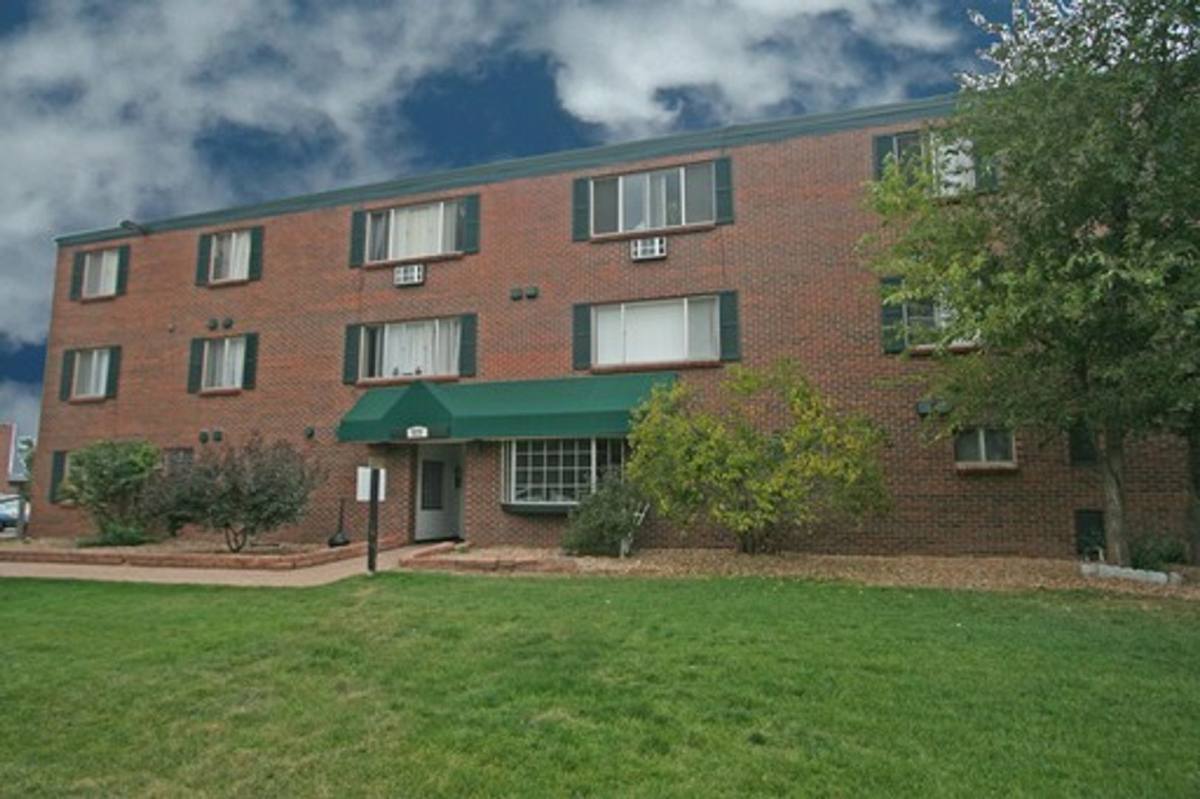 Apartment for rent at 825 S Quebec St, Denver, CO 80247