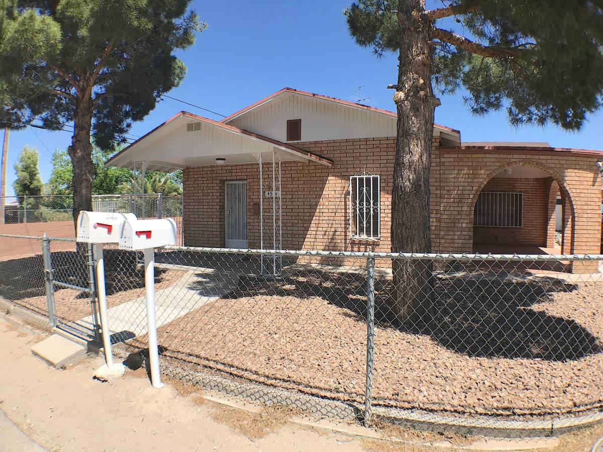 House for rent at 451A La Mesa, Canutillo, TX 79835