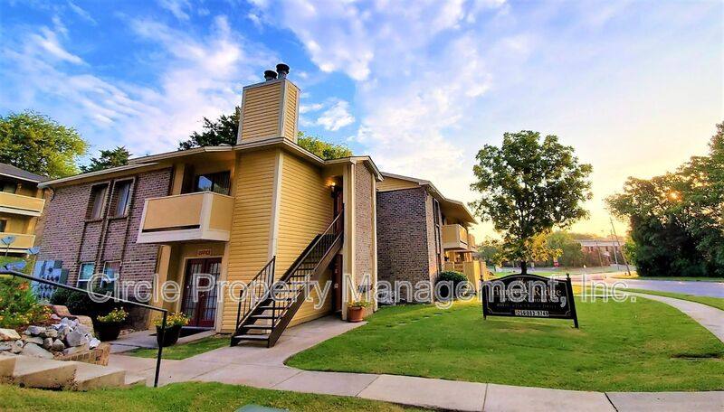 Apartment for rent at 4036 Hunters Ridge Dr #12, Huntsville, AL 35802