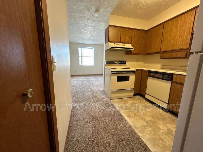 Apartment for rent at 208 E 5-4D, York, NE 68467
