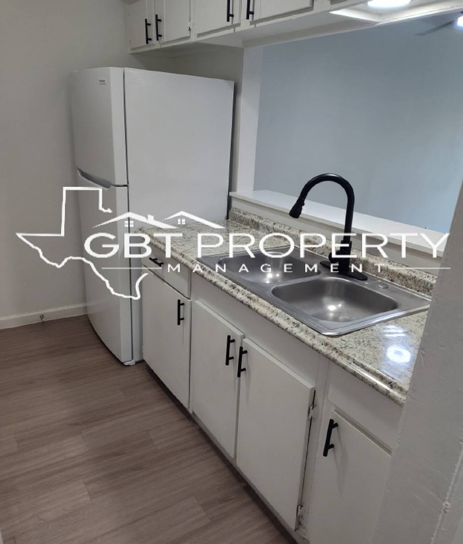 Apartment for rent at 8624 Fireside Dr, Austin, TX 78757