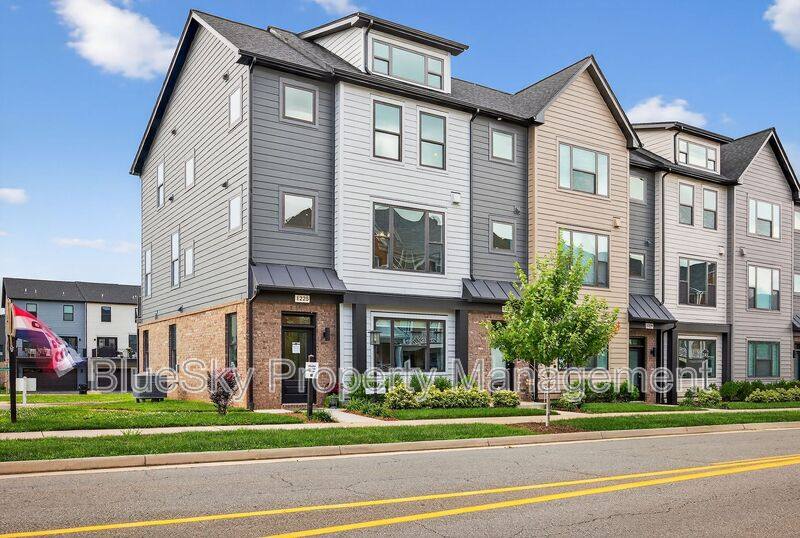 Townhouse for rent at 1225 Old Trail Dr, Crozet, VA 22932