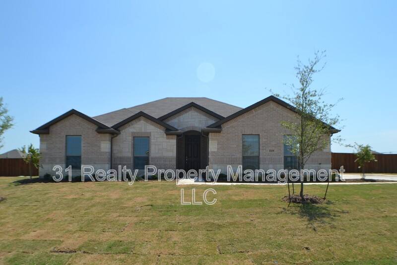 House for rent at 1119 Sumner Dr, Venus, TX 76084