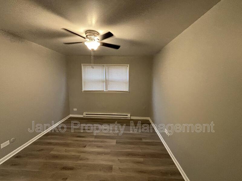 Apartment for rent at 474 W 14th Place #1, Chicago Heights, IL 60411