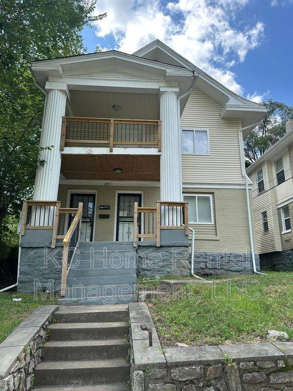 Apartment for rent at 2511 E 37th St #A, Kansas City, MO 64128