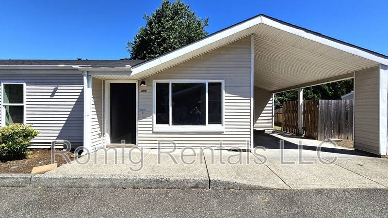 House for rent at 908 Pioneer St #1, Ridgefield, WA 98642