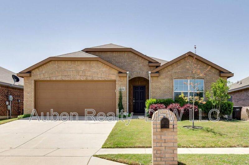 House for rent at 4533 Wheatland Dr, Fort Worth, TX 76179