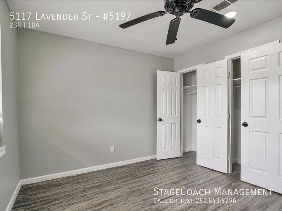 Townhouse for rent at 5117 Lavender St, Houston, TX 77026